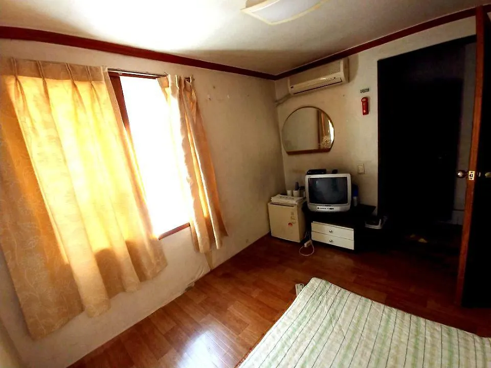 Yeongnamjang Motel Busan 0*,  South Korea